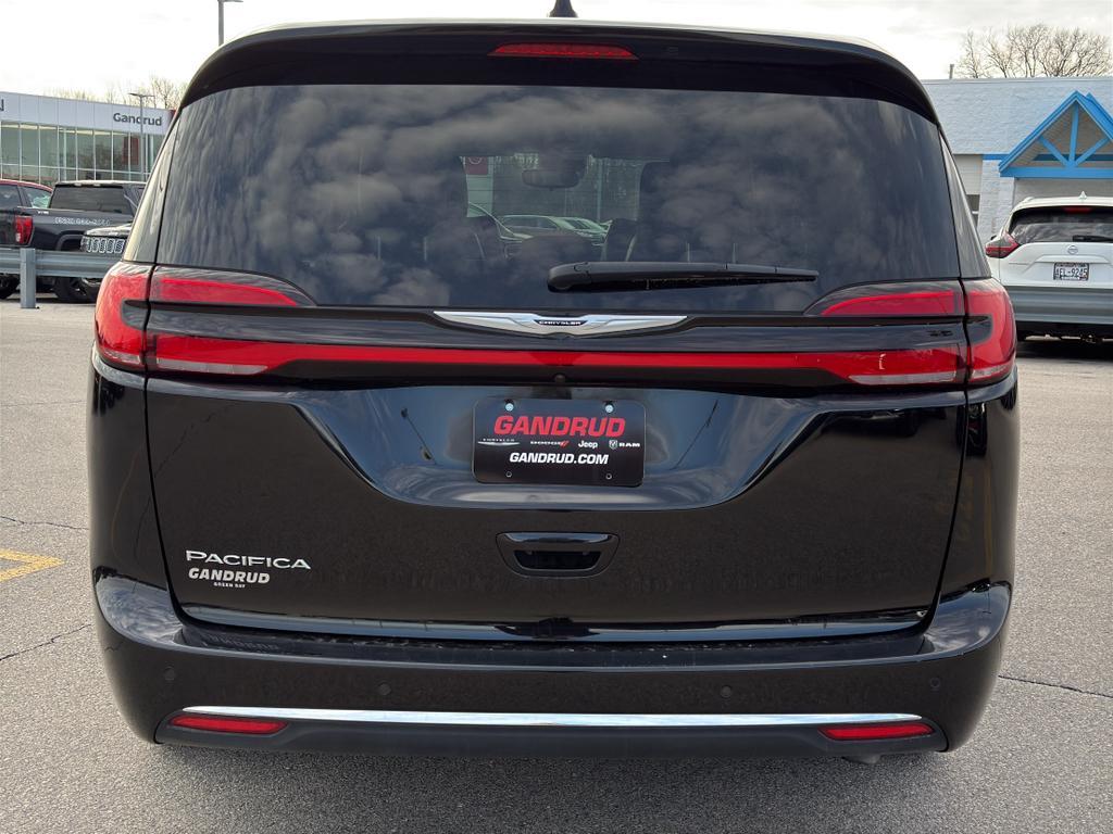 used 2024 Chrysler Pacifica car, priced at $28,995