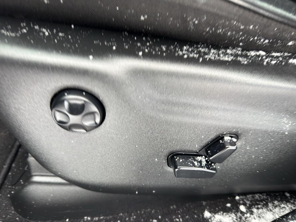 used 2020 Jeep Grand Cherokee car, priced at $24,995