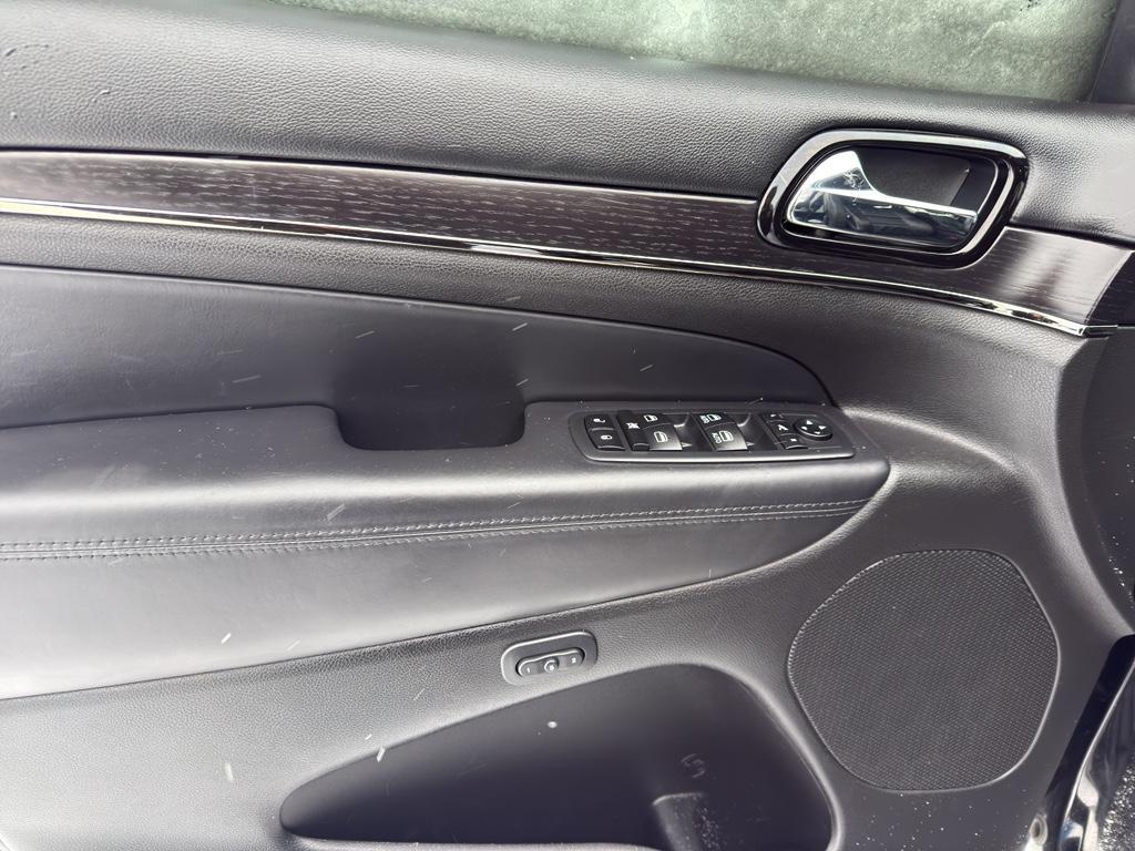 used 2020 Jeep Grand Cherokee car, priced at $24,995