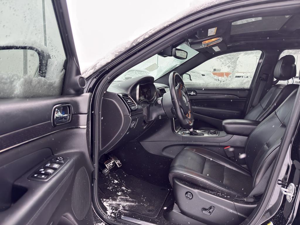 used 2020 Jeep Grand Cherokee car, priced at $24,995