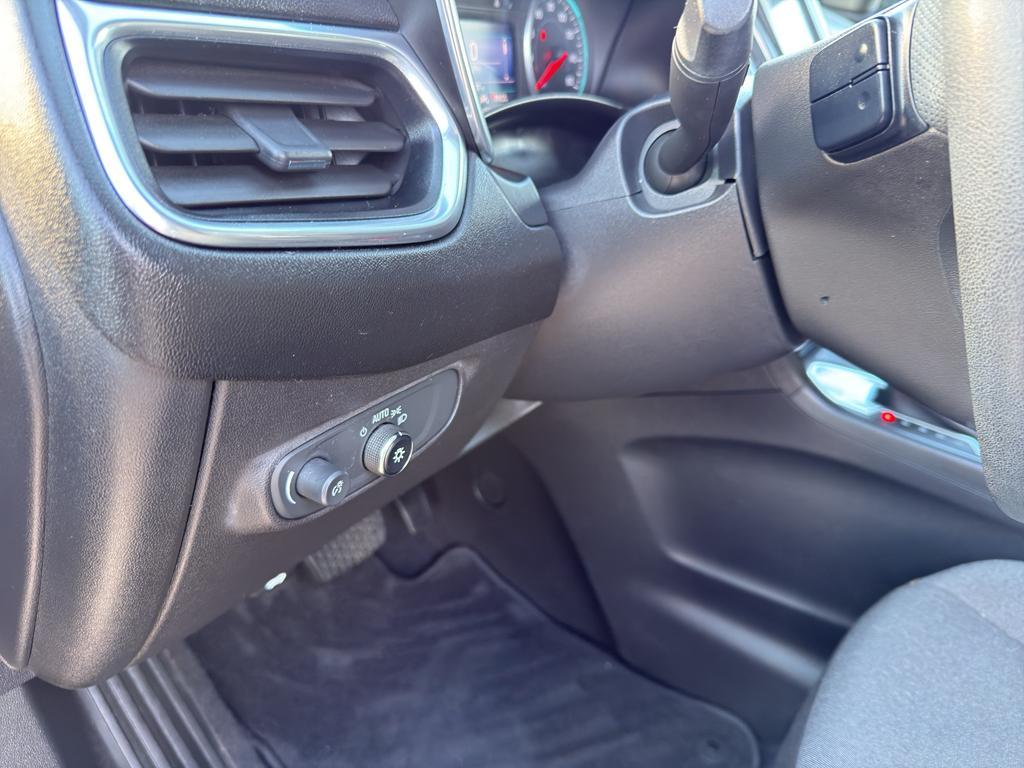 used 2020 Chevrolet Equinox car, priced at $17,995