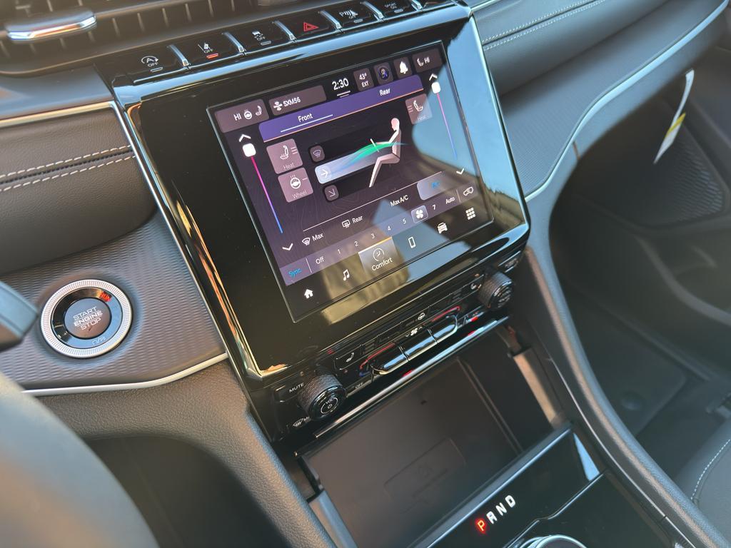 new 2025 Jeep Grand Cherokee L car, priced at $45,049