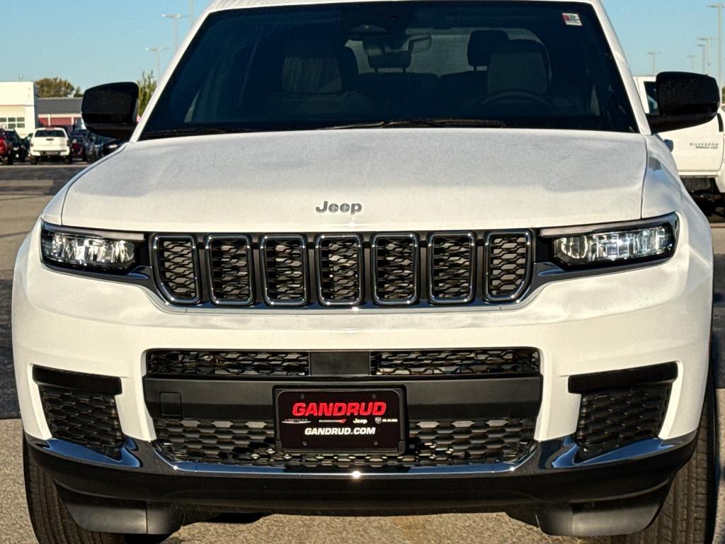 new 2025 Jeep Grand Cherokee L car, priced at $45,049