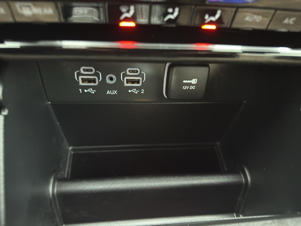 used 2024 Jeep Grand Cherokee L car, priced at $33,795