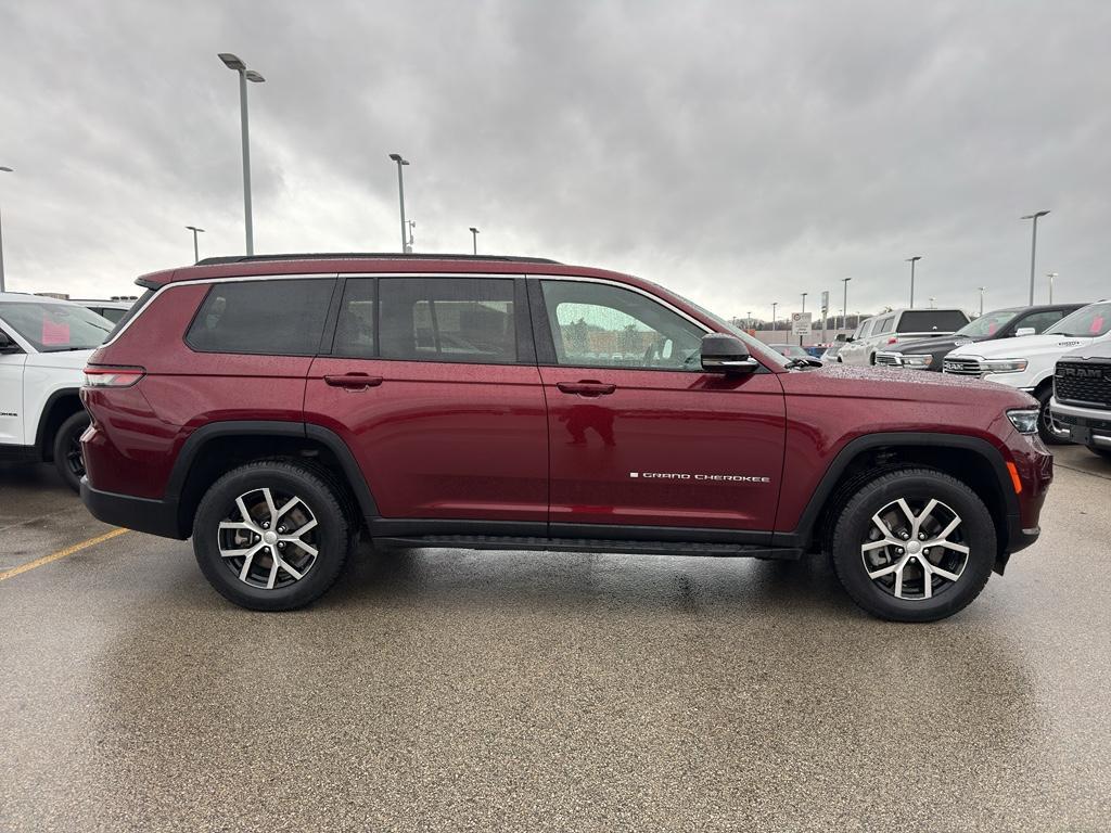 used 2024 Jeep Grand Cherokee L car, priced at $33,795