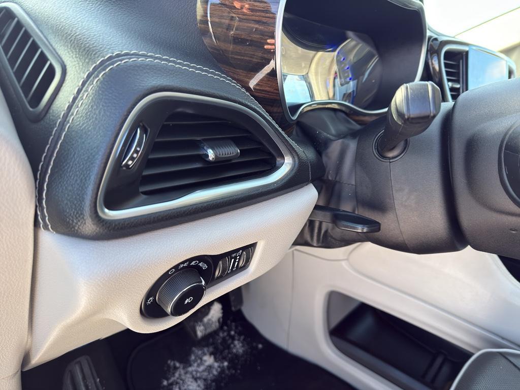 used 2022 Chrysler Pacifica car, priced at $28,695