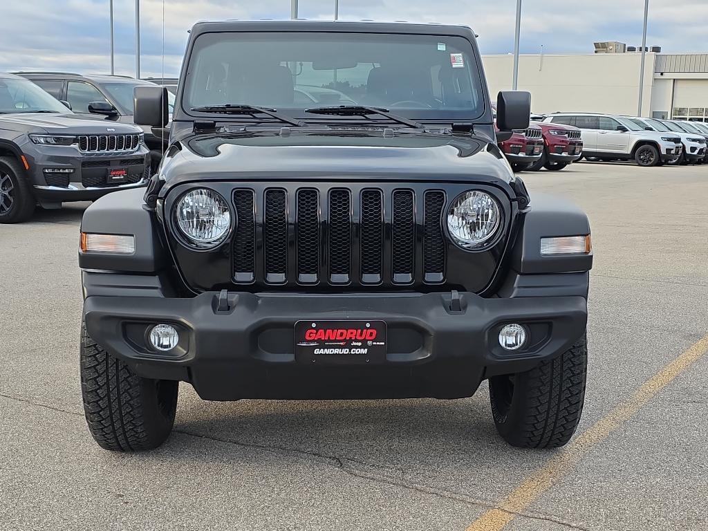 used 2021 Jeep Wrangler Unlimited car, priced at $31,495