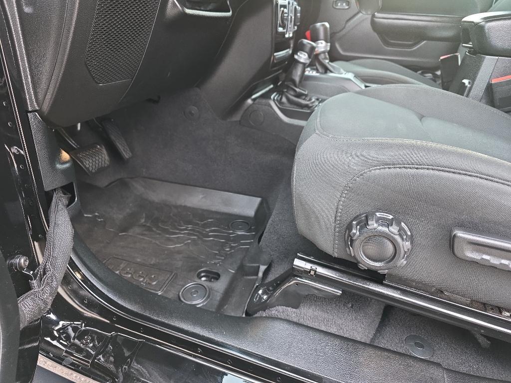 used 2021 Jeep Wrangler Unlimited car, priced at $31,495