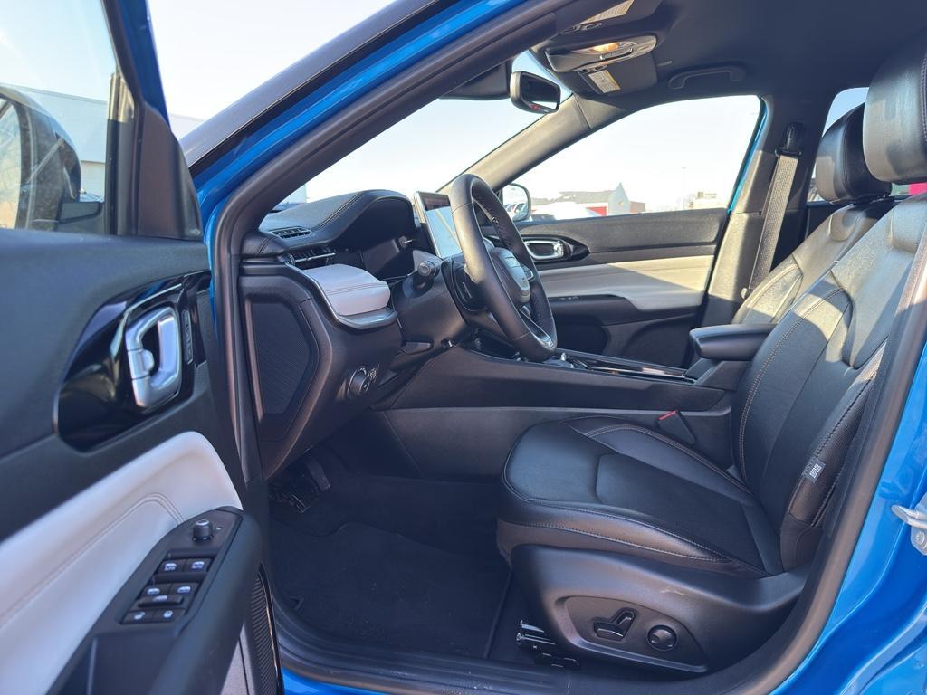 used 2024 Jeep Compass car, priced at $26,995