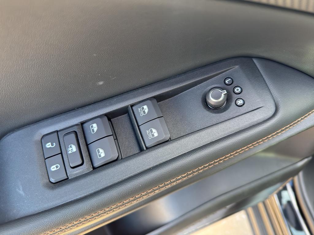 new 2026 Jeep Cherokee car, priced at $43,999