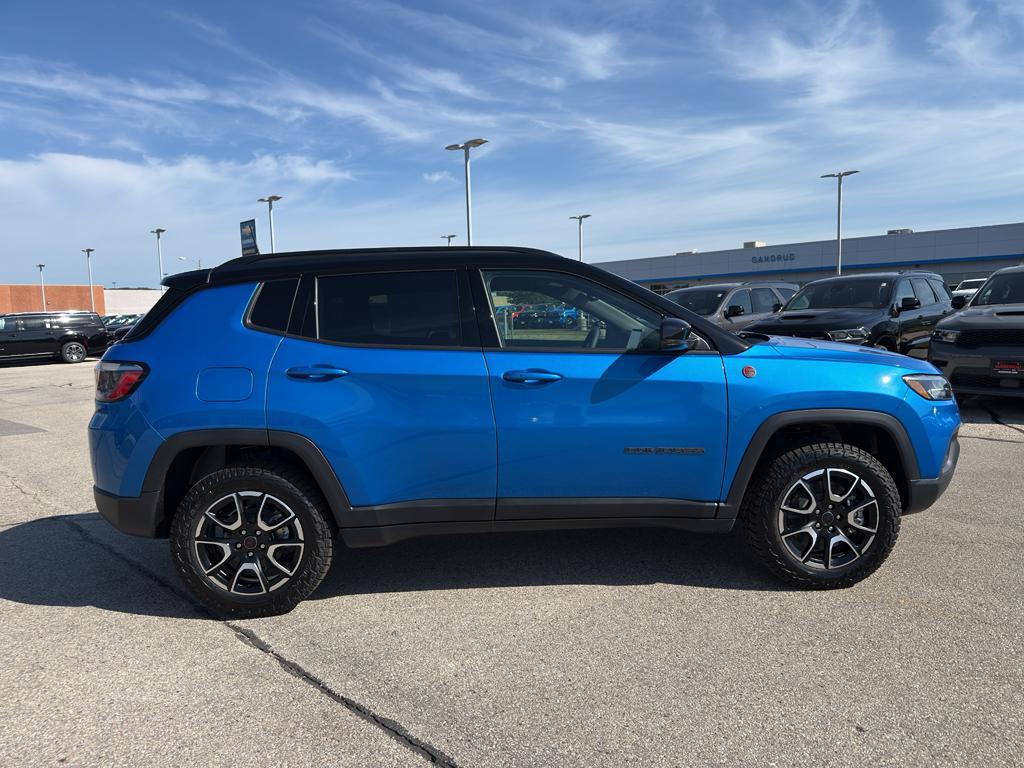 new 2026 Jeep Compass car, priced at $36,010