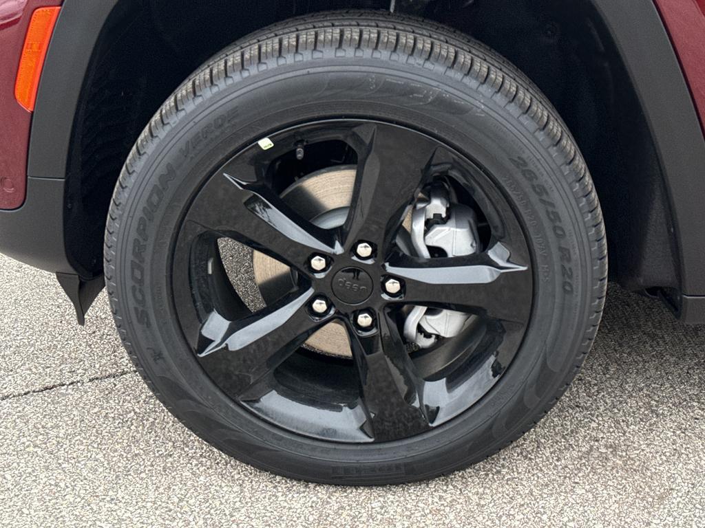 new 2025 Jeep Grand Cherokee car, priced at $56,209