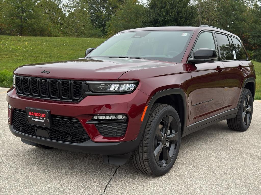 new 2025 Jeep Grand Cherokee car, priced at $56,209