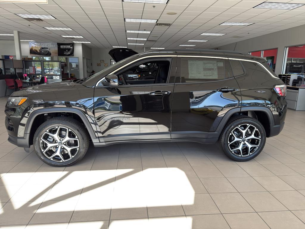 new 2025 Jeep Compass car, priced at $34,216