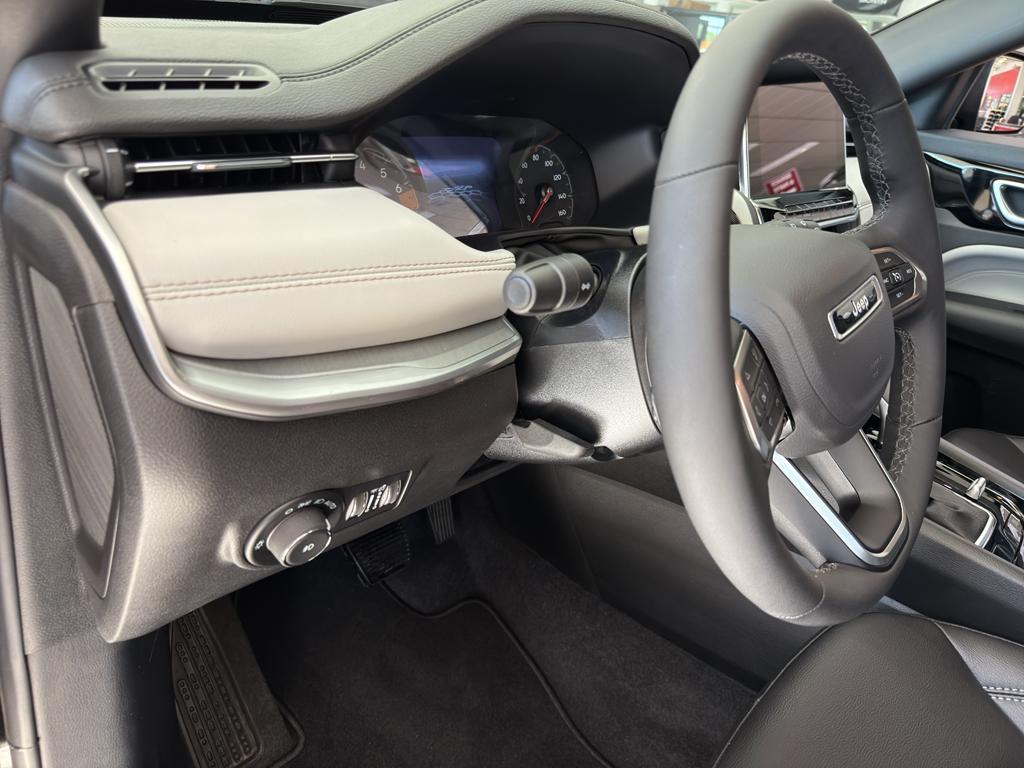 new 2025 Jeep Compass car, priced at $34,216