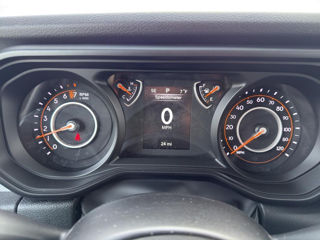 new 2026 Jeep Gladiator car, priced at $43,999