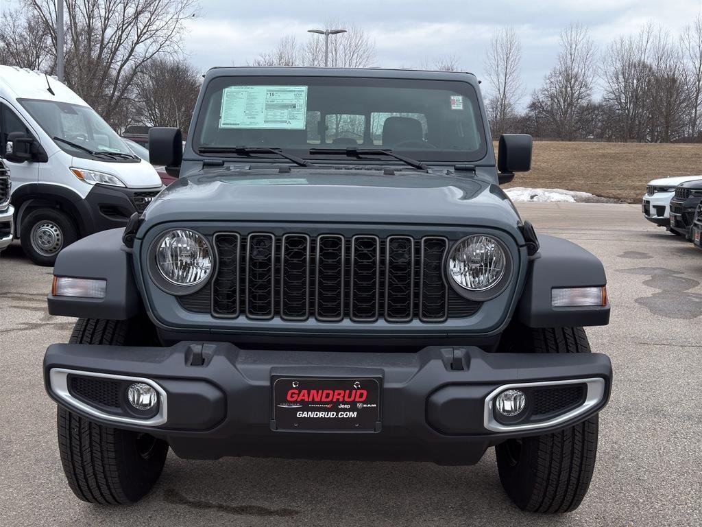 new 2026 Jeep Gladiator car, priced at $40,998
