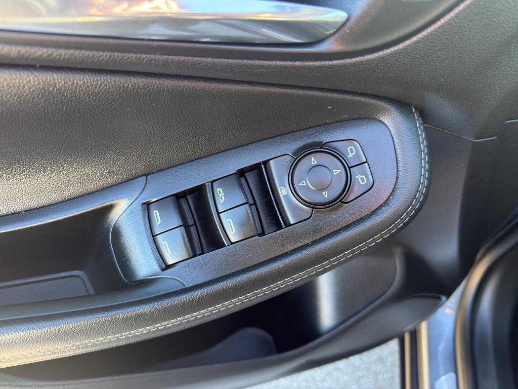 used 2022 Buick Encore GX car, priced at $20,595