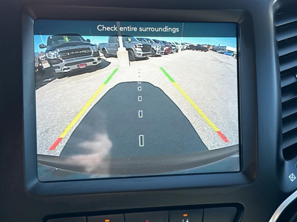 used 2021 Jeep Cherokee car, priced at $16,995