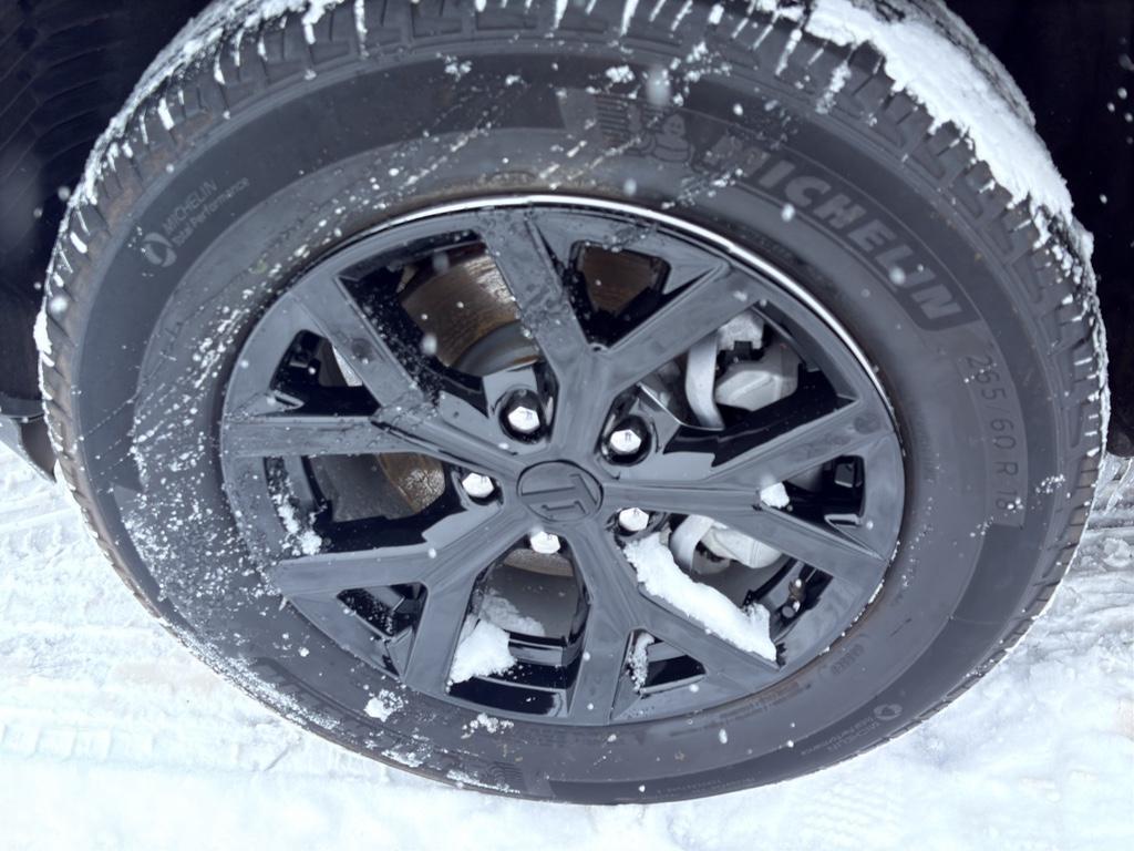 used 2023 Jeep Grand Cherokee car, priced at $33,995