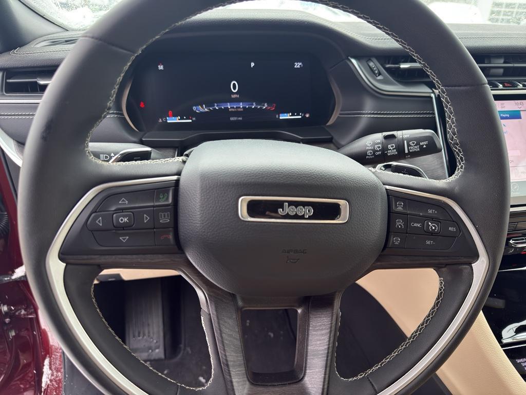 used 2023 Jeep Grand Cherokee car, priced at $33,995