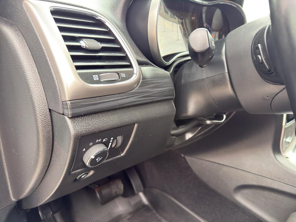 used 2020 Jeep Grand Cherokee car, priced at $21,995