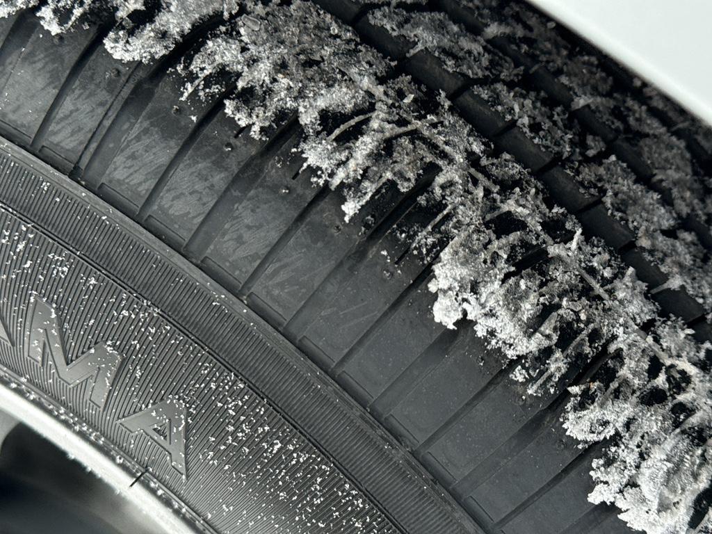 new 2026 Chrysler Pacifica car, priced at $45,804