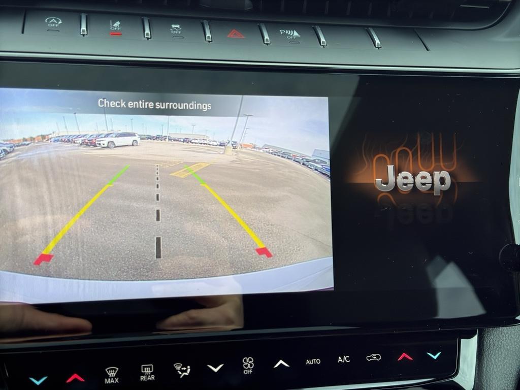 new 2026 Jeep Grand Cherokee car, priced at $47,963