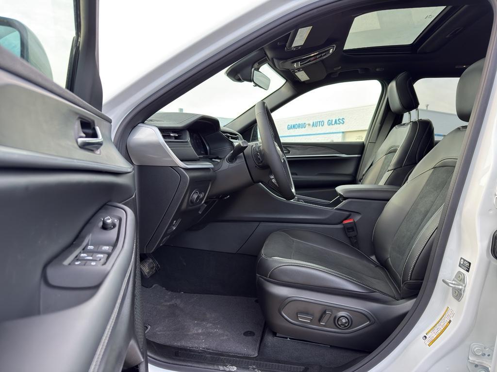 new 2026 Jeep Grand Cherokee car, priced at $47,963