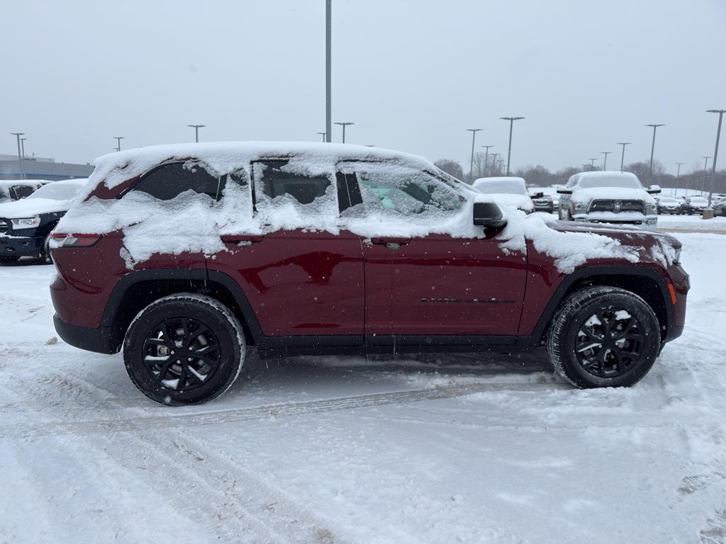 used 2024 Jeep Grand Cherokee car, priced at $33,695