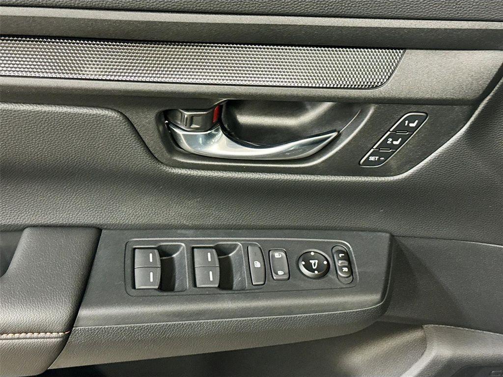 new 2026 Honda CR-V Hybrid car, priced at $40,583