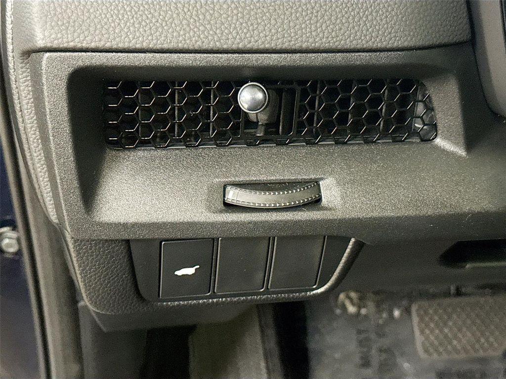 new 2026 Honda CR-V Hybrid car, priced at $40,583