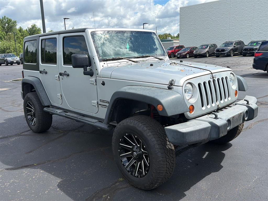 used 2012 Jeep Wrangler Unlimited car, priced at $13,000