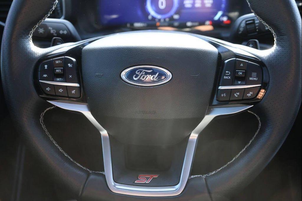 used 2023 Ford Explorer car, priced at $36,950