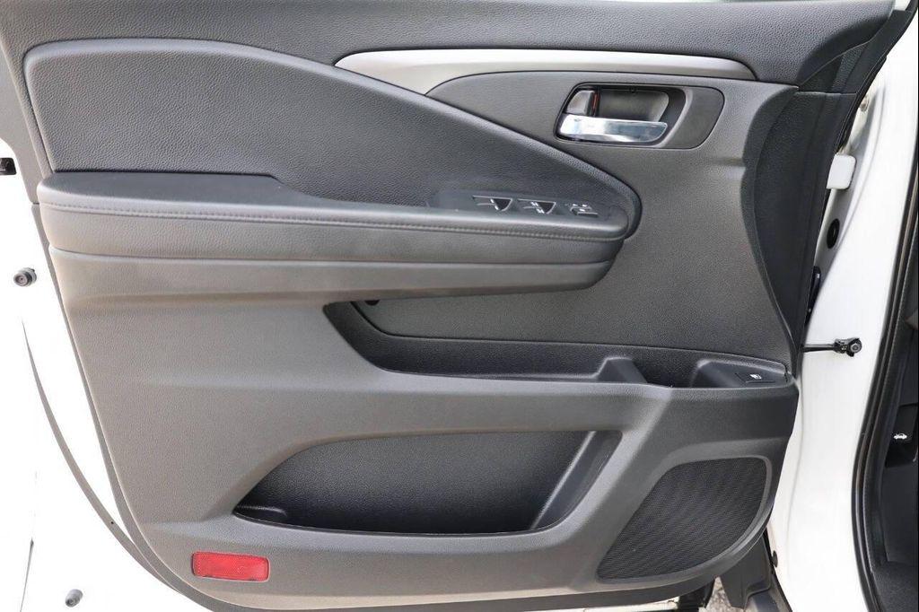 used 2022 Honda Pilot car, priced at $21,950