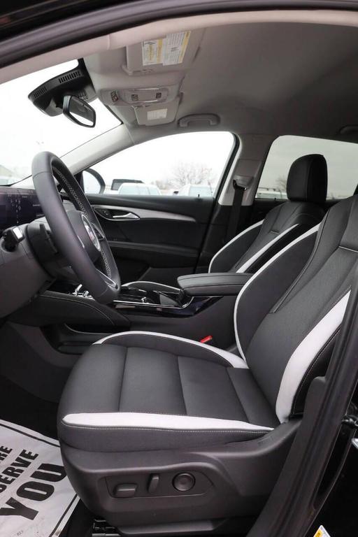 used 2025 Buick Envision car, priced at $25,950