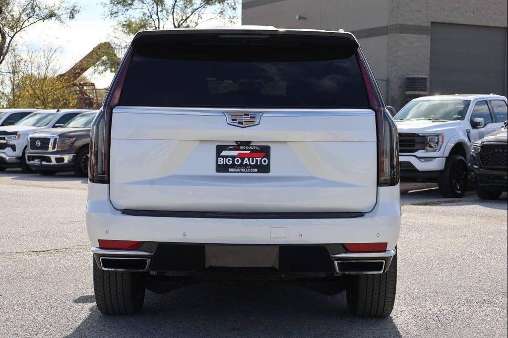 used 2022 Cadillac Escalade ESV car, priced at $64,950