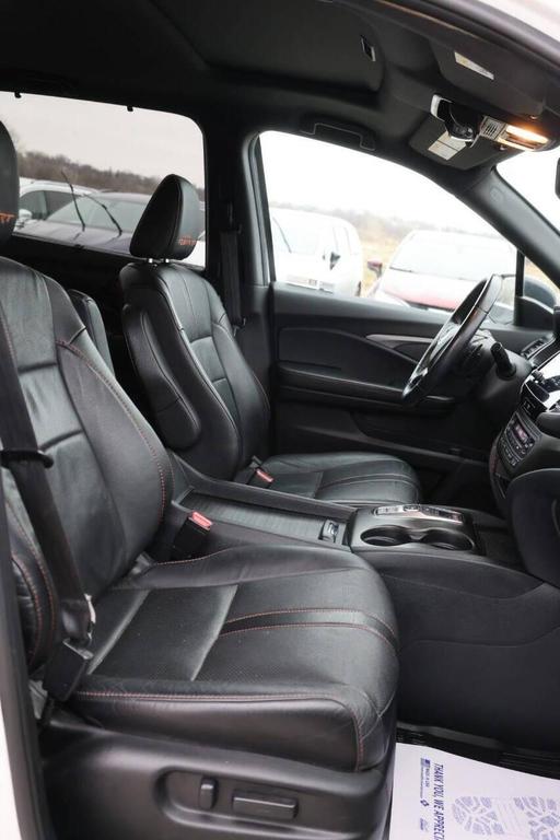 used 2022 Honda Pilot car, priced at $25,950