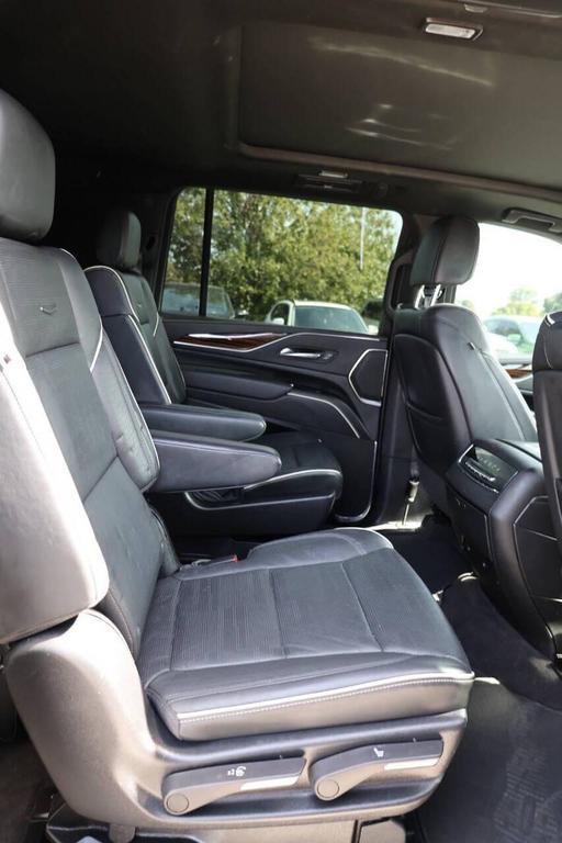 used 2023 Cadillac Escalade ESV car, priced at $54,950