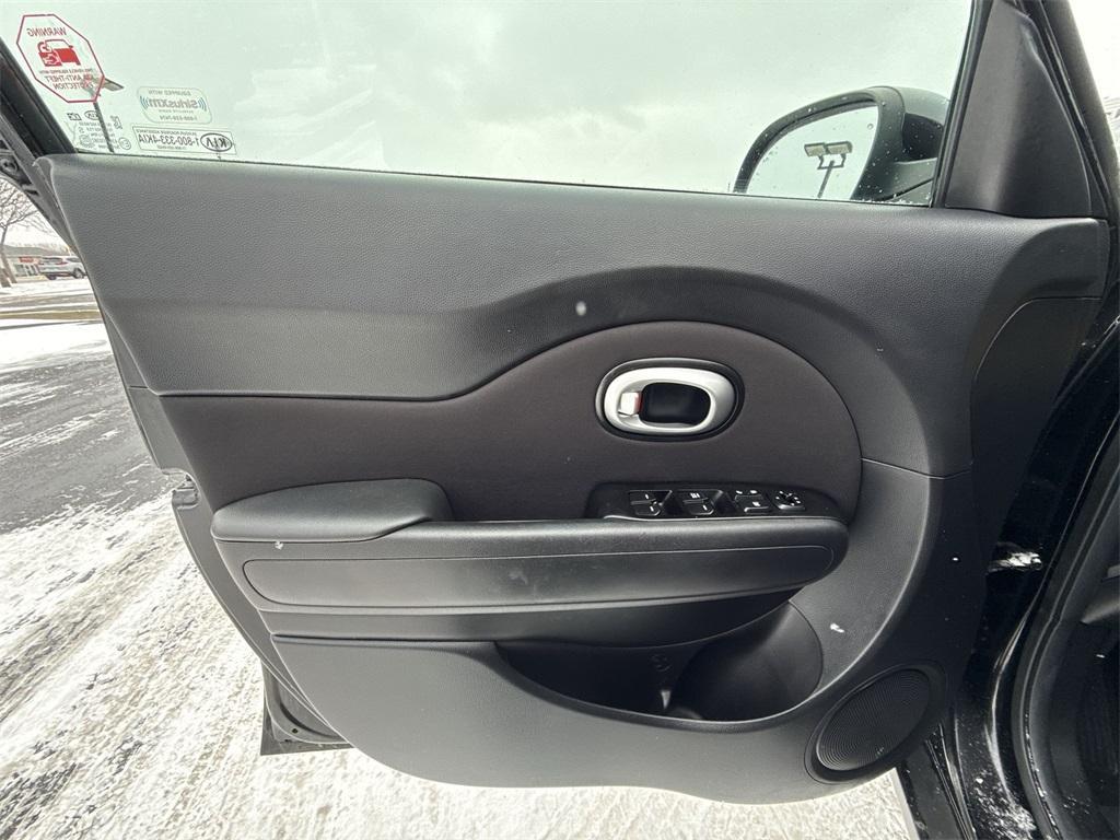 used 2016 Kia Soul car, priced at $8,622