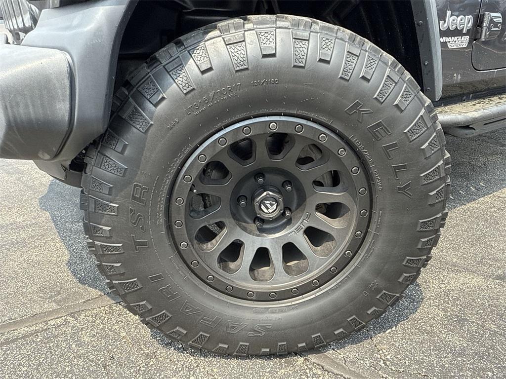 used 2018 Jeep Wrangler Unlimited car, priced at $20,919