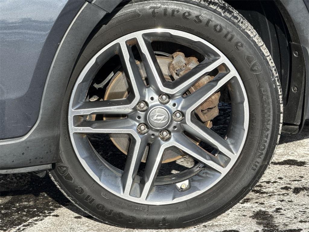 used 2018 Hyundai Santa Fe car, priced at $13,890