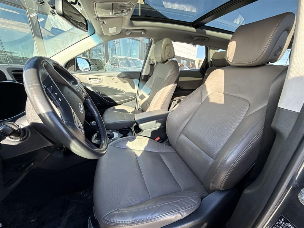used 2018 Hyundai Santa Fe car, priced at $13,890