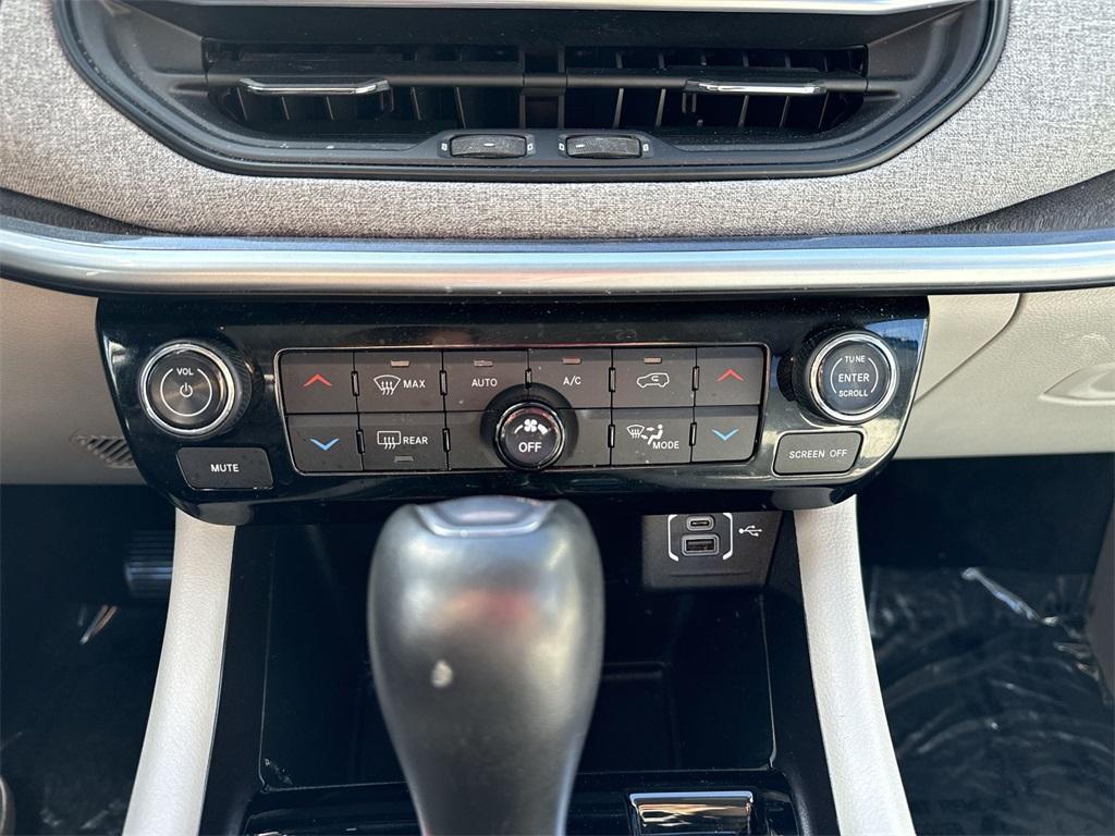 used 2022 Jeep Compass car, priced at $19,440