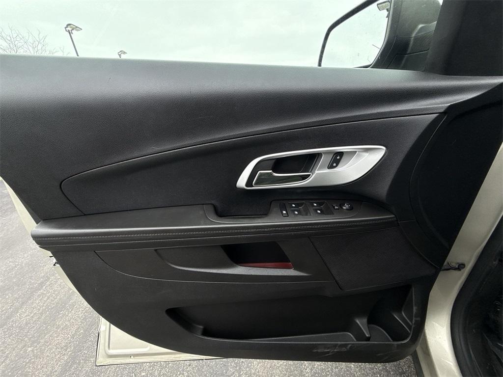 used 2015 Chevrolet Equinox car, priced at $9,422