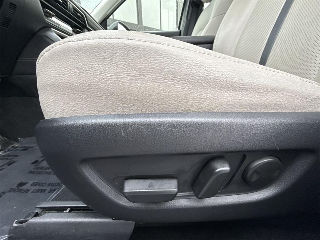 used 2025 Mazda CX-90 car, priced at $36,640