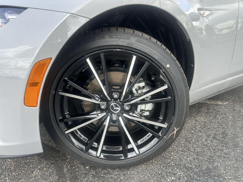 new 2025 Mazda MX-5 Miata RF car, priced at $39,405