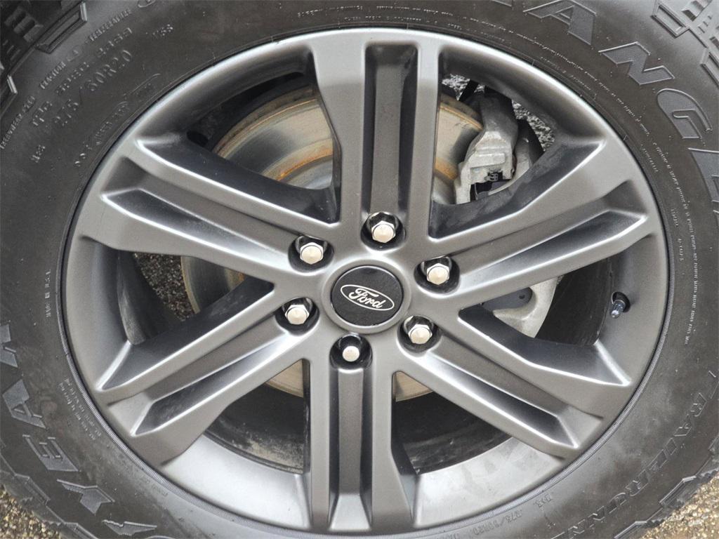 used 2022 Ford F-150 car, priced at $33,343