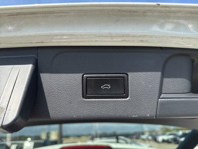 used 2018 Volkswagen Atlas car, priced at $15,589