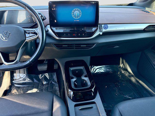 used 2022 Volkswagen ID.4 car, priced at $17,889